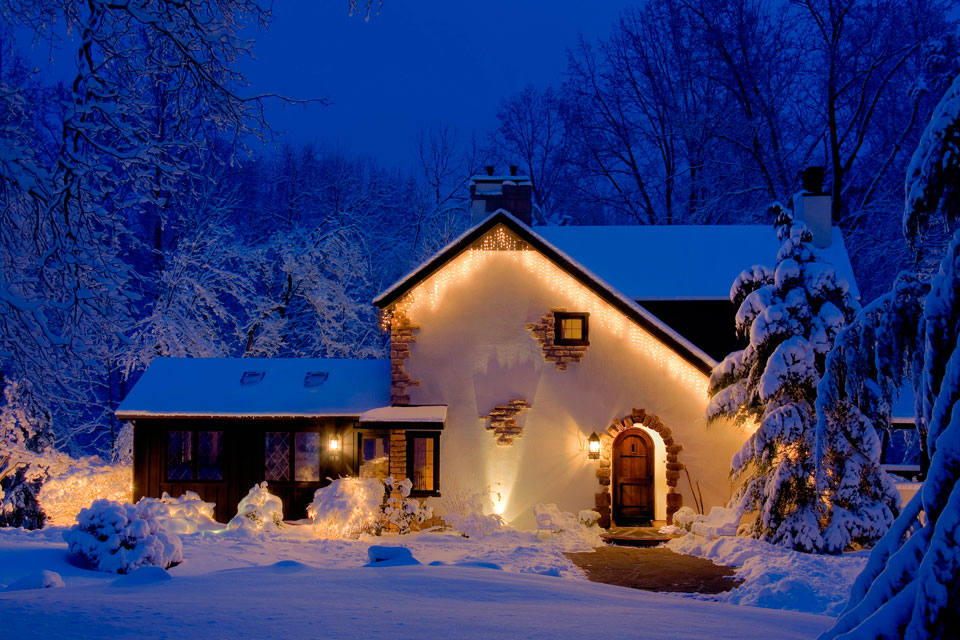 romantic getaways-Glenlaurel-ManorHouseTwilightJPG romantic getaways-Glenlaurel-ManorHouseTwilightJPG